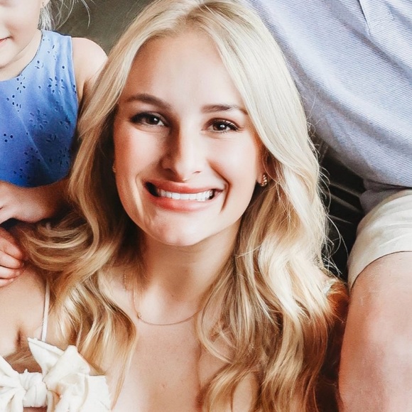 amandajmoyle